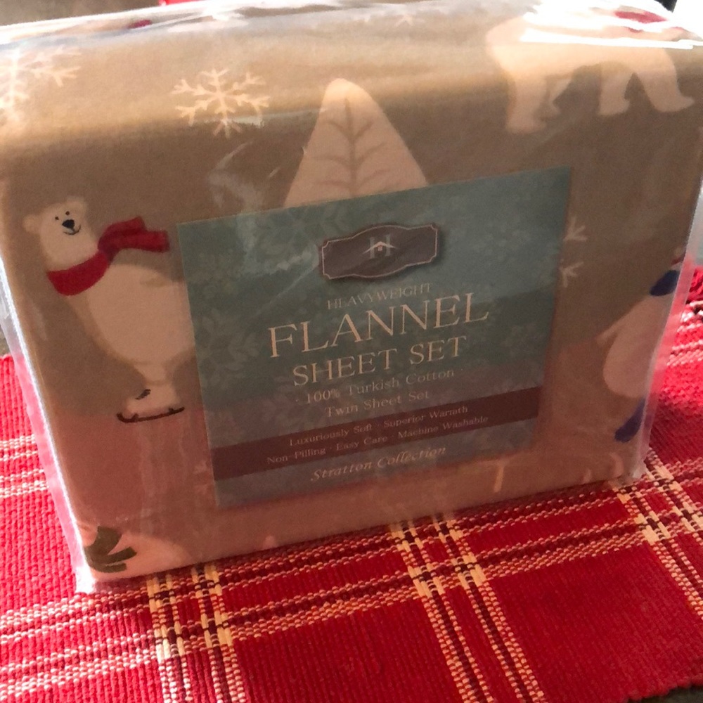 Polar Bears in the Snow Flannel Sheet Set Twin